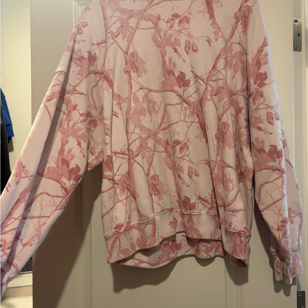 Abercrombie & Fitch Pink Camo Sweatshirt